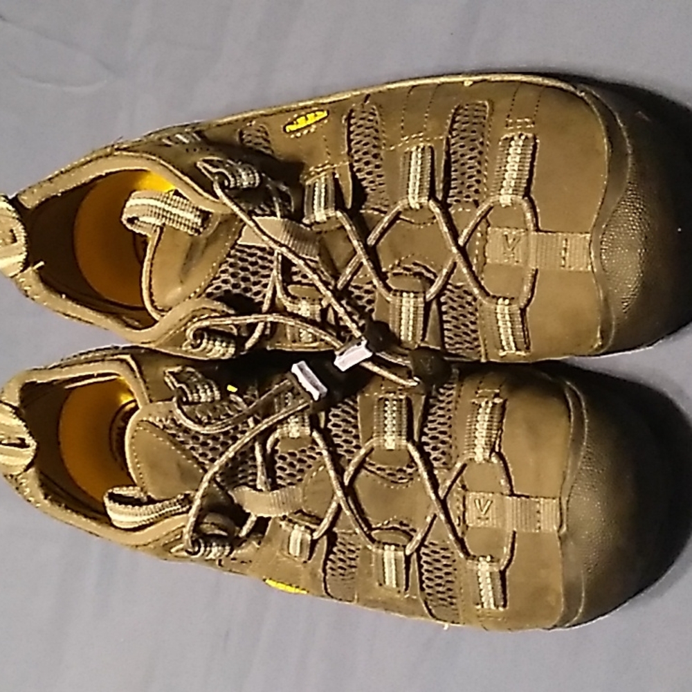 Keen steel-toe work shoes size 10
